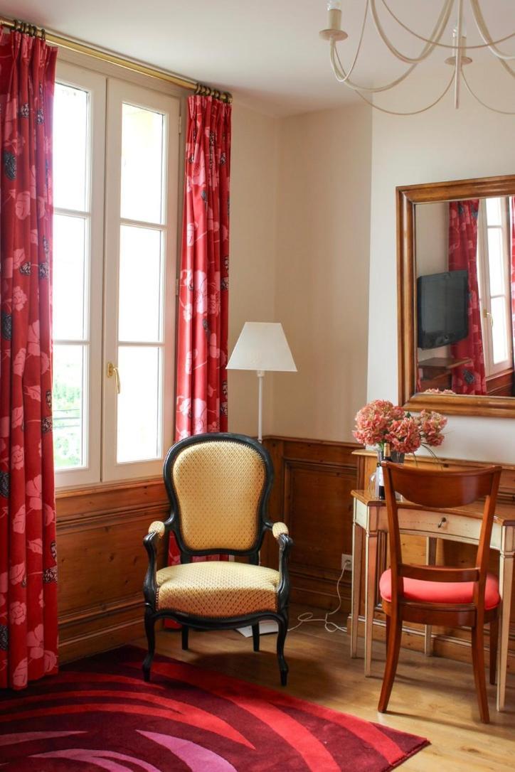 Villa Heloise Hotel Puisseguin Buitenkant foto